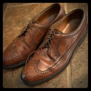 Vintage USA made Florsheim Imperial wingtips